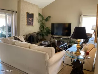 Photo #2: 6413730 Listing