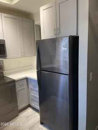 Photo #5: 6413768 Listing