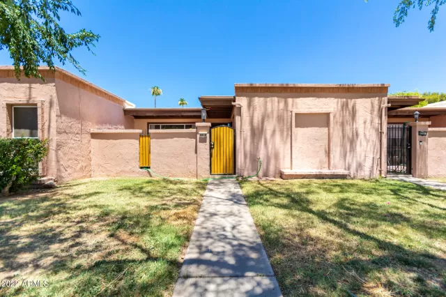 MLS: 6413775 Condo For Sale