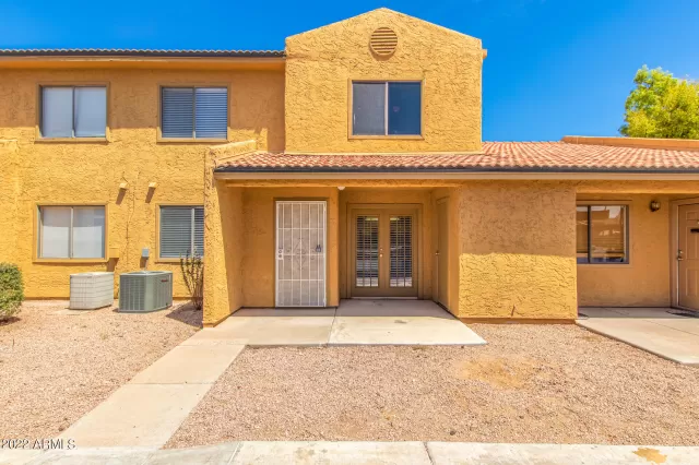 MLS: 6413935 Condo For Sale