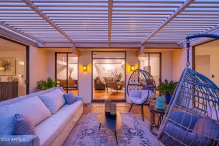 Photo #2: 6413951 Listing