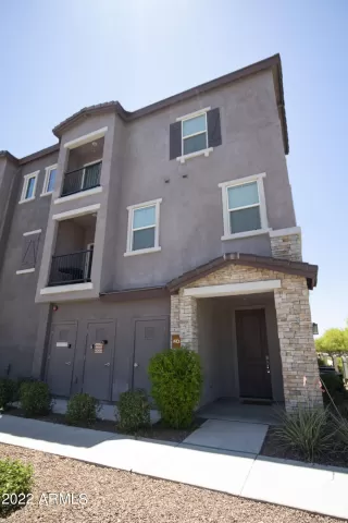 Photo #1: 6413978 Listing