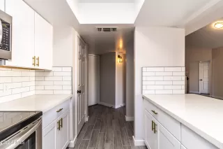 Photo #1: 6414032 Listing