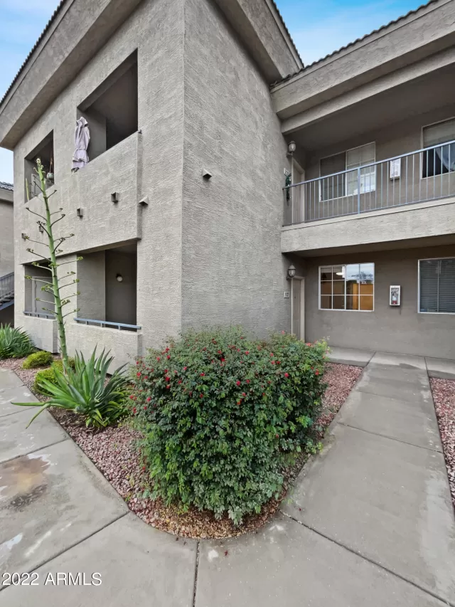 MLS: 6414071 Condo For Sale