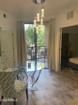 Photo #5: 6414081 Listing