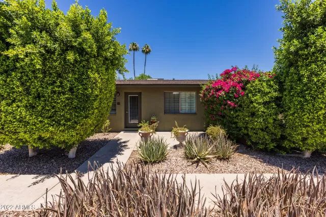 MLS: 6414083 Condo For Sale