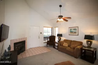 Photo #4: 6414297 Listing