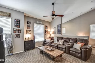 Photo #4: 6414315 Listing