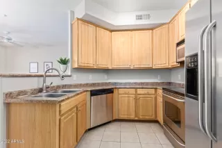 Photo #3: 6414433 Listing 