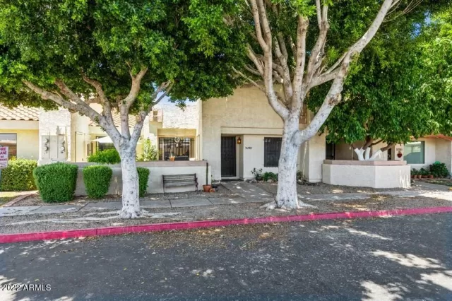 MLS: 6414454 Condo For Sale