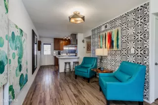 Photo #3: 6414500 Listing