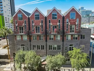 Photo #1: 6414532 Listing 