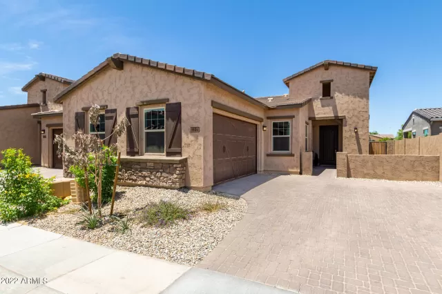 MLS: 6414716 Condo For Sale