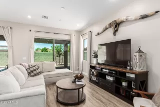 Photo #4: 6414716 Listing 