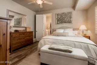 Photo #3: 6414883 Listing