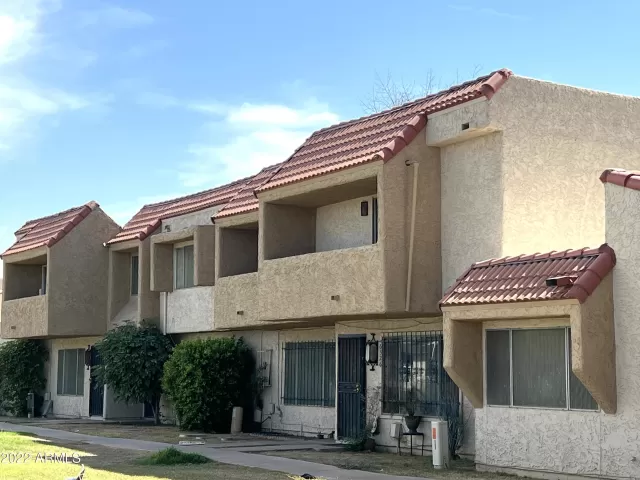 MLS: 6414922 Condo For Sale