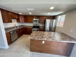 Photo #4: 6414922 Listing 