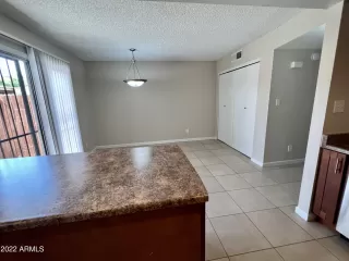 Photo #6: 6414922 Listing 