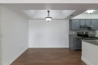 Photo #6: 6414937 Listing 