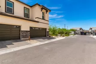 Photo #1: 6414981 Listing