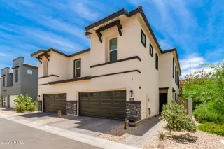 Photo #2: 6414981 Listing