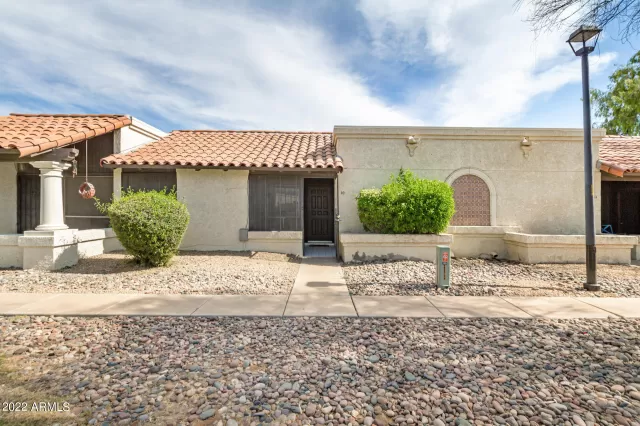 MLS: 6415022 Condo For Sale