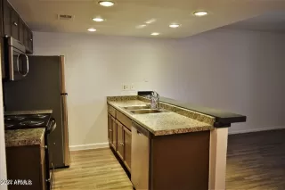 Photo #2: 6415072 Listing