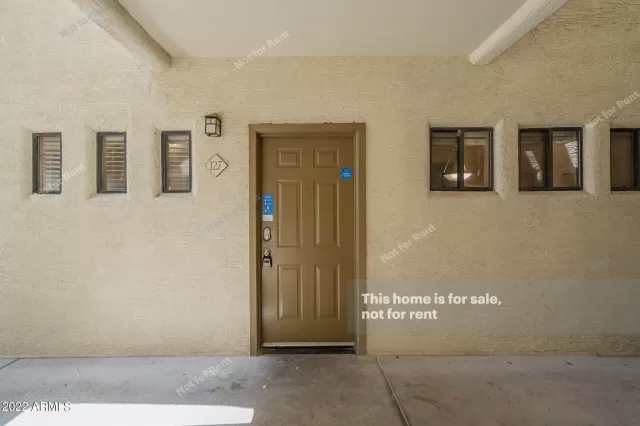 MLS: 6415095 Condo For Sale