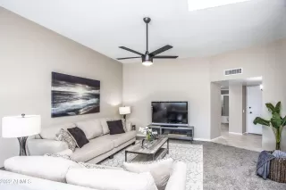 Photo #3: 6415352 Listing