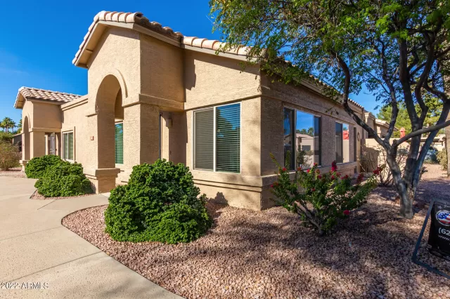 MLS: 6415413 Condo For Sale