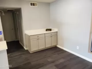 Photo #5: 6415865 Listing