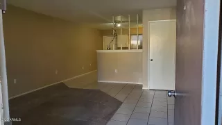 Photo #4: 6415985 Listing