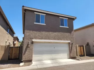 Photo #1: 6416008 Listing