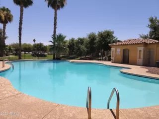 Photo #2: 6416008 Listing