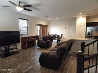 Photo #6: 6416008 Listing