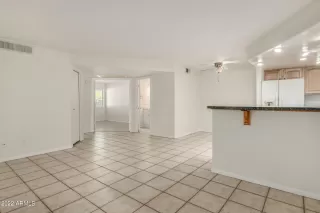 Photo #2: 6416014 Listing 