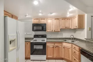 Photo #5: 6416014 Listing 