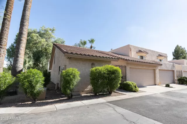 MLS: 6416071 Condo For Sale