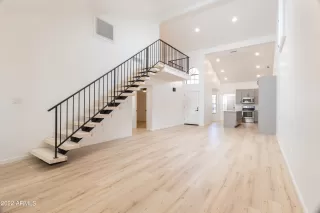 Photo #4: 6416071 Listing