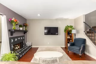 Photo #4: 6416189 Listing 