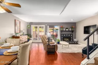 Photo #6: 6416189 Listing 