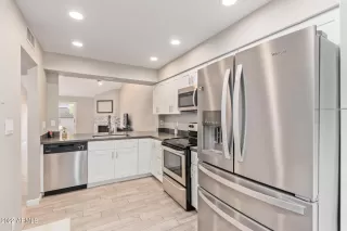 Photo #3: 6416223 Listing