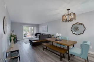 Photo #5: 6416325 Listing