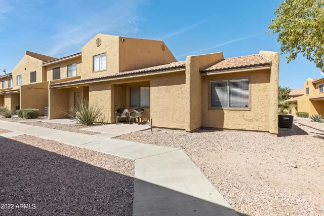 MLS: 6416590 Condo For Sale