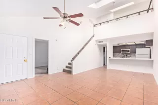 Photo #3: 6416711 Listing