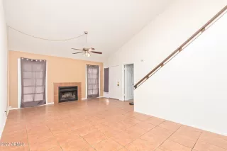 Photo #5: 6416711 Listing