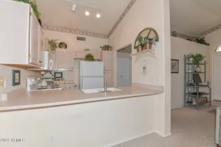 Photo #3: 6416765 Listing 