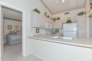 Photo #4: 6416765 Listing 