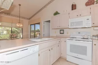 Photo #5: 6416765 Listing 