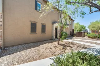 Photo #2: 6417016 Listing